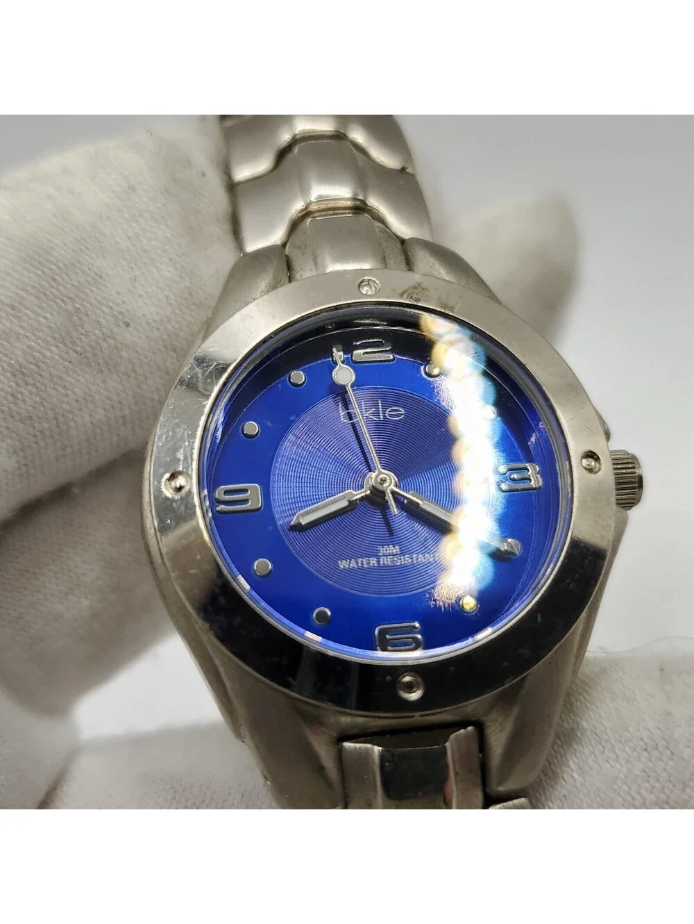 Bkle Quartz Watch Women 29mm Blue Dial Silver Tone New Battery